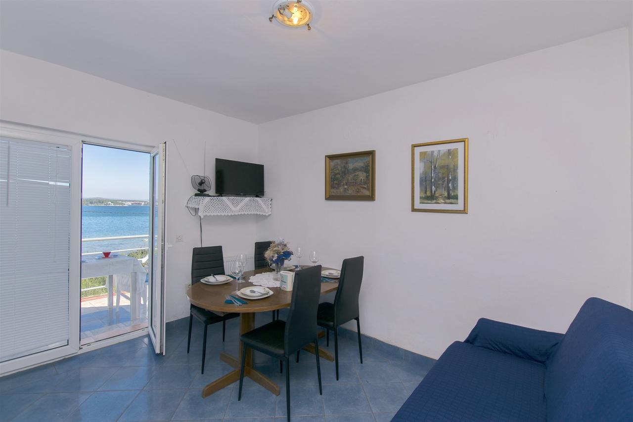 Apartments Irena Tkon Exterior foto